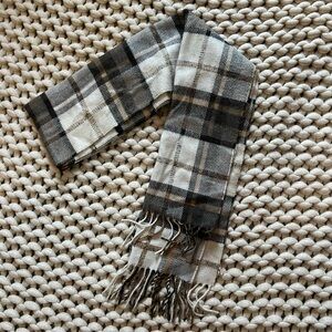 V. Fraas Cashmink scarf in tans browns and cream